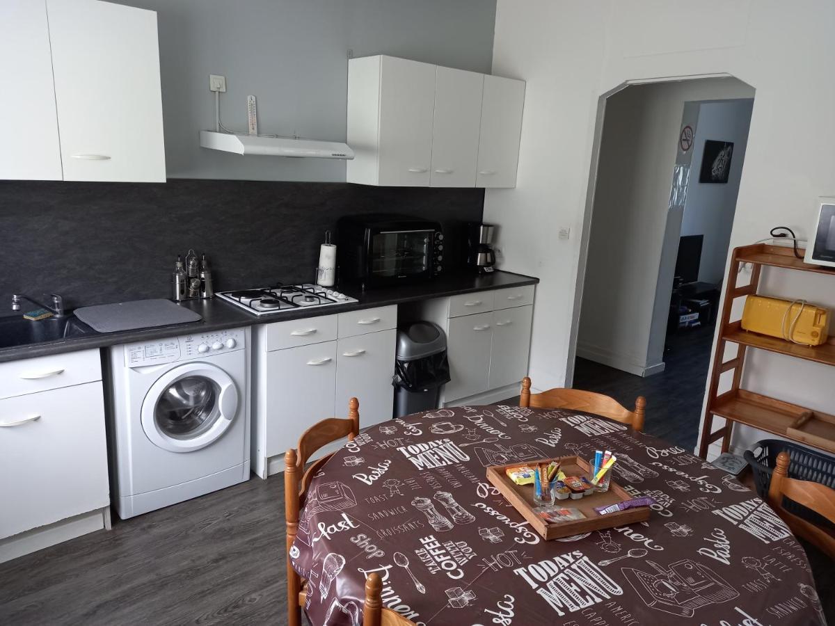 Appartement "Les Tournesols" 1Er Etage 2Ch Avec Parking A Lurs Eksteriør billede