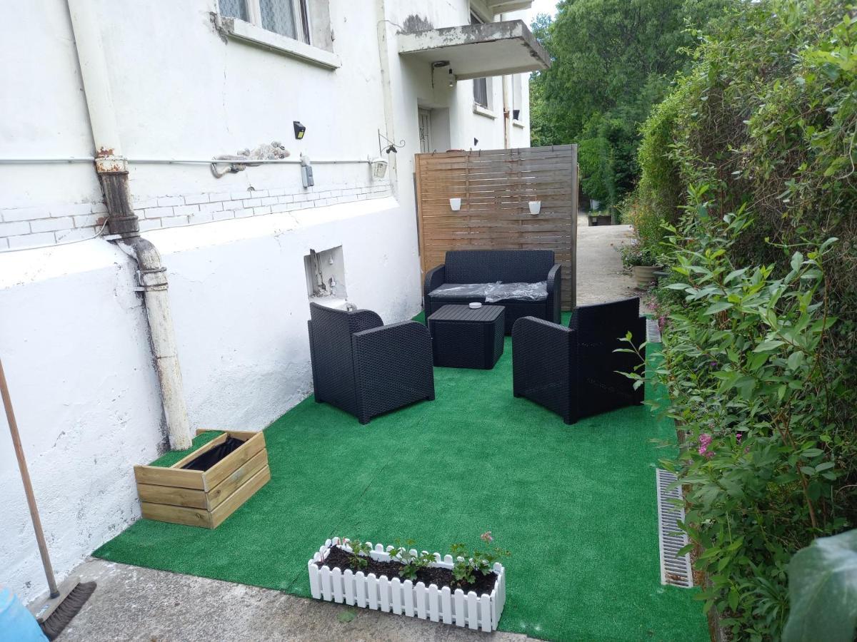 Appartement "Les Tournesols" 1Er Etage 2Ch Avec Parking A Lurs Eksteriør billede