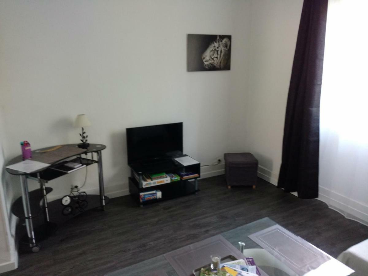 Appartement "Les Tournesols" 1Er Etage 2Ch Avec Parking A Lurs Eksteriør billede